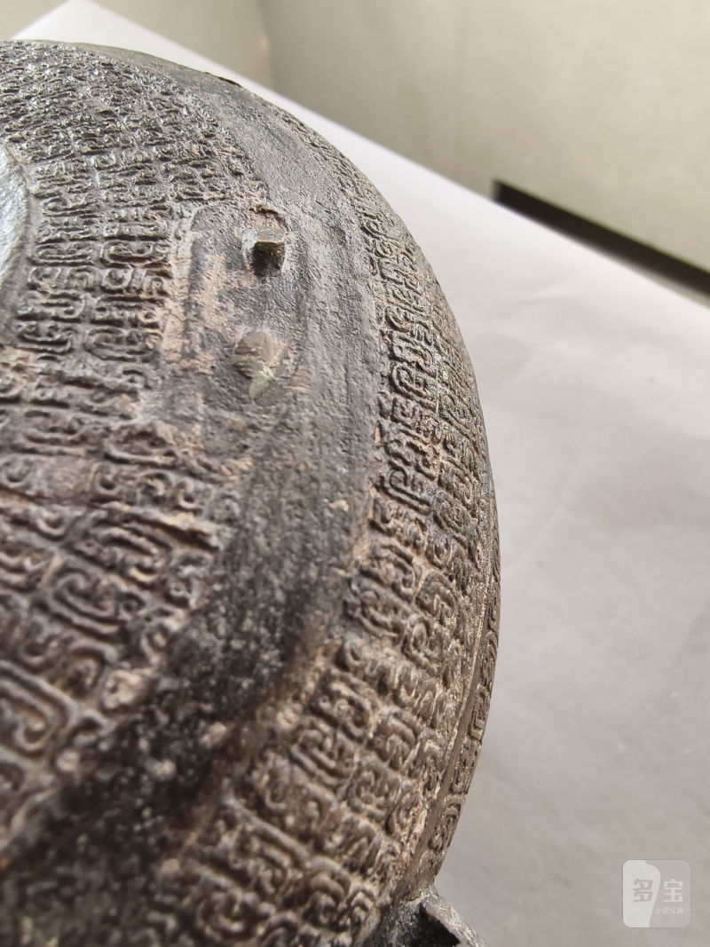 Three-legged bronze food vessel "ding" type - 图25